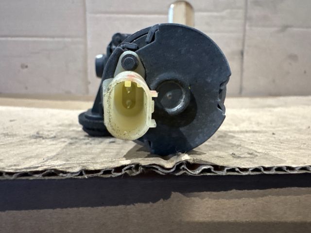 bontott BMW 3 E90 Kiegészítő Vízszivattyú