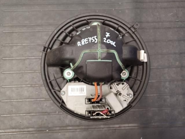 bontott BMW 3 E90 Klímahűtő Ventilátor