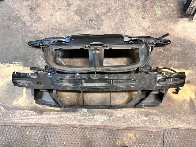 bontott BMW 3 E90 Komplett Homlokfal (Részeivel)