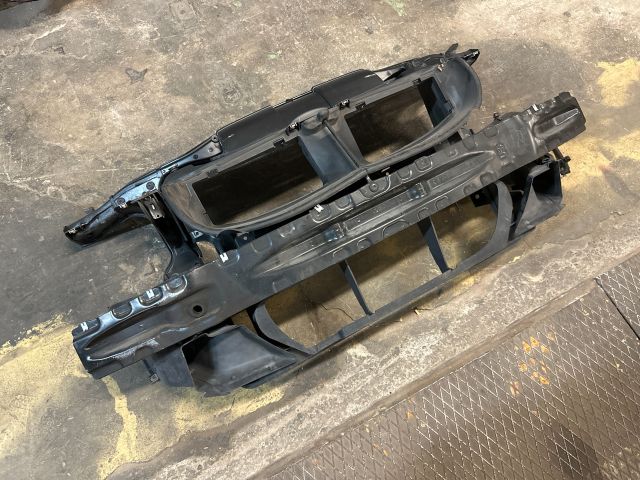 bontott BMW 3 E90 Komplett Homlokfal (Részeivel)