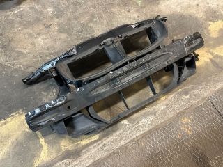 bontott BMW 3 E90 Komplett Homlokfal (Részeivel)