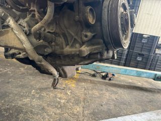 bontott BMW 3 E90 Motor (Fűzött blokk hengerfejjel)