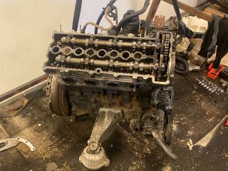 bontott BMW 3 E90 Motor (Fűzött blokk hengerfejjel)