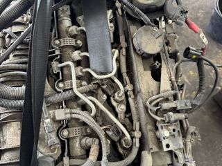 bontott BMW 3 E90 Motor (Fűzött blokk hengerfejjel)