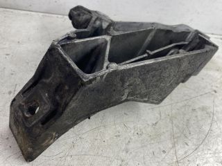 bontott BMW 3 E90 Motor Tartó Bak (Pozíciófüggetlen)