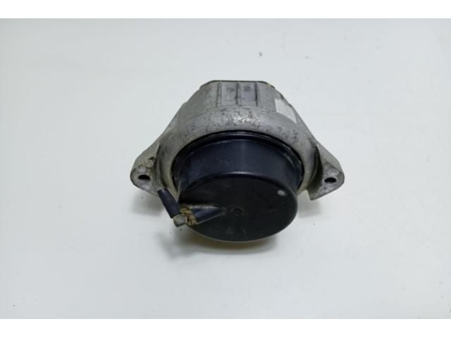 bontott BMW 3 E90 Motor Tartó Bak (Pozíciófüggetlen)