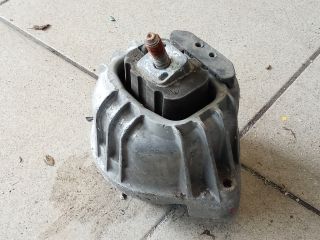 bontott BMW 3 E90 Motor Tartó Bak (Pozíciófüggetlen)