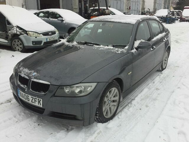 bontott BMW 3 E90 Motorvezérlő