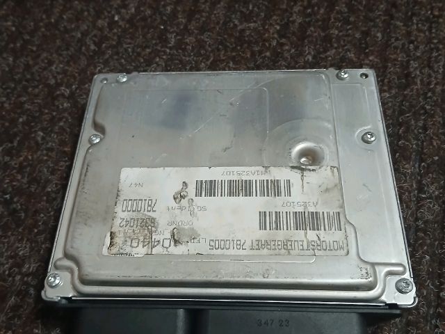 bontott BMW 3 E90 Motorvezérlő