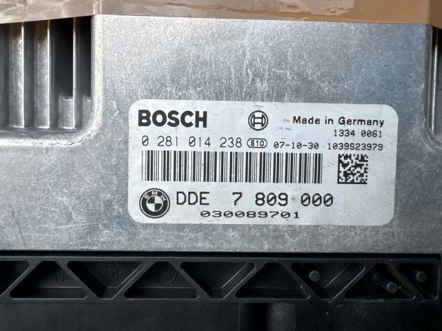 bontott BMW 3 E90 Motorvezérlő