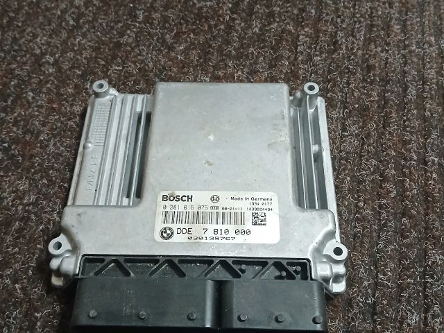 bontott BMW 3 E90 Motorvezérlő