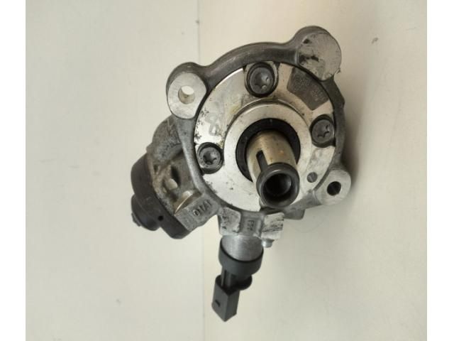 bontott BMW 3 E90 Nagynyomású Szivattyú