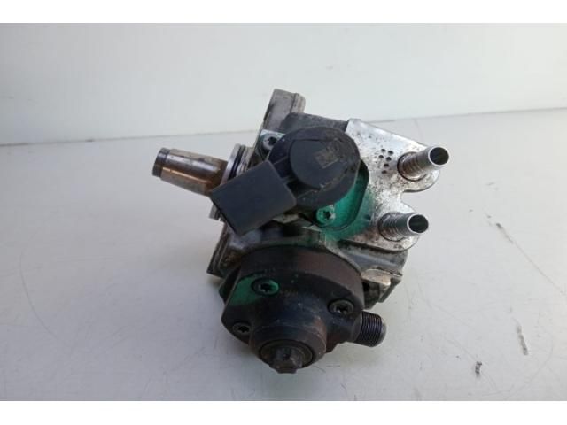 bontott BMW 3 E90 Nagynyomású Szivattyú