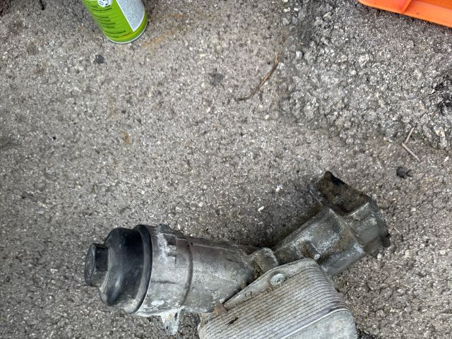 bontott BMW 3 E90 Olajszűrő Ház