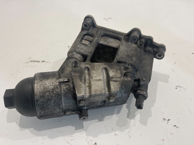 bontott BMW 3 E90 Olajszűrő Ház