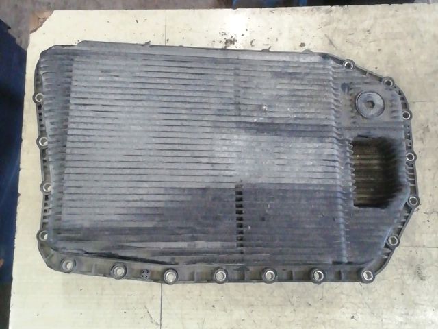 bontott BMW 3 E90 Olajteknő