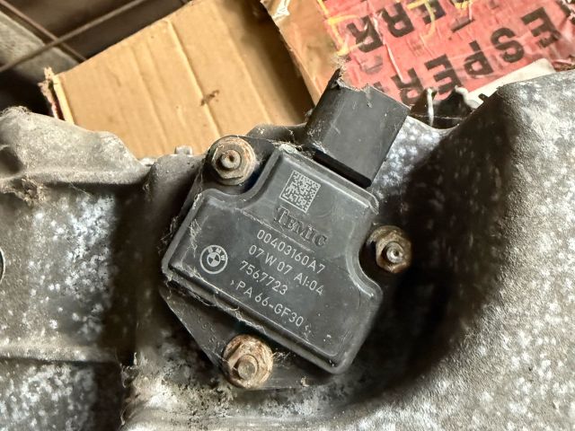 bontott BMW 3 E90 Olajteknő