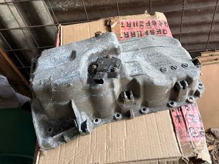 bontott BMW 3 E90 Olajteknő