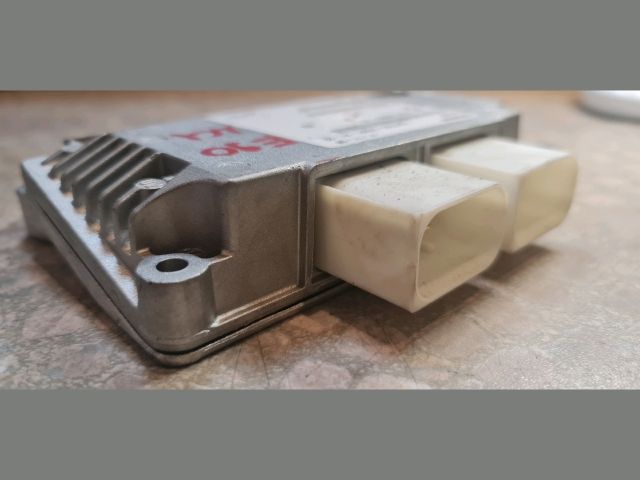 bontott BMW 3 E90 Osztómű Vezérlő Modul