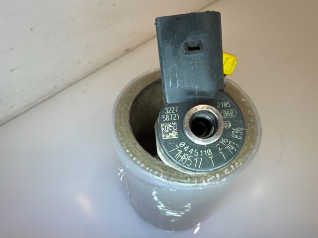 bontott BMW 3 E90 Porlasztó (1 db)