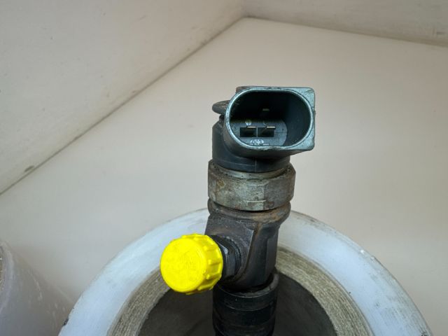 bontott BMW 3 E90 Porlasztó (1 db)