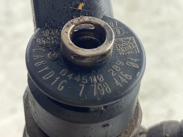 bontott BMW 3 E90 Porlasztó (1 db)