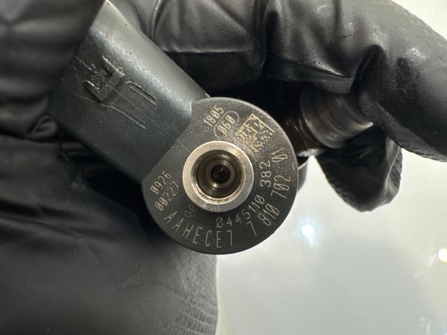 bontott BMW 3 E90 Porlasztó (1 db)