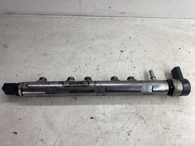 bontott BMW 3 E90 Porlasztó Sor / Híd