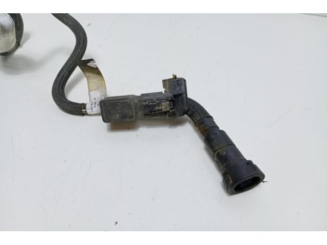 bontott BMW 3 E90 Tankbetöltő Cső (Fém)