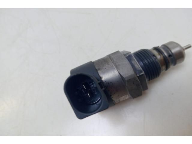 bontott BMW 3 E90 Tankszellőztető Szelep