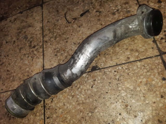 bontott BMW 3 E90 Turbócső