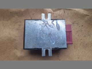 bontott BMW 3 E90 Üzemanyag Szivattyú Relé