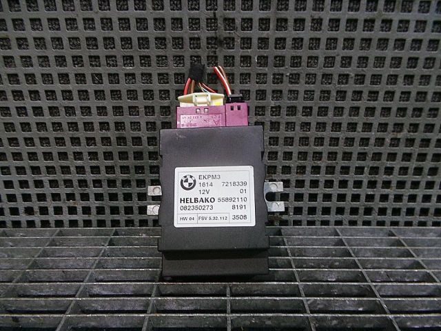 bontott BMW 3 E90 Üzemanyag Szivattyú Relé
