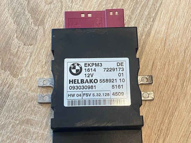 bontott BMW 3 E90 Üzemanyag Szivattyú Relé