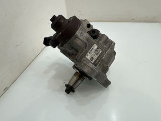 bontott BMW 3 E90 Üzemanyag Szivattyú