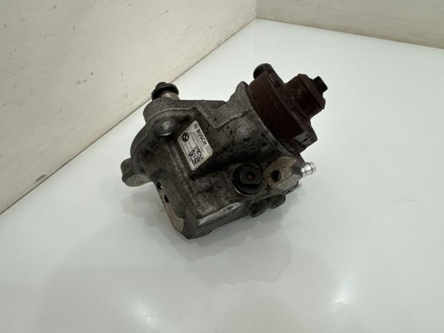 bontott BMW 3 E90 Üzemanyag Szivattyú