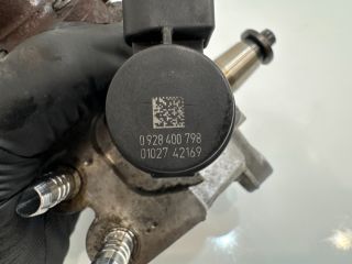 bontott BMW 3 E90 Üzemanyag Szivattyú