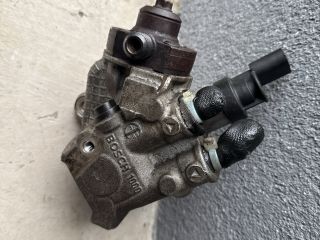 bontott BMW 3 E90 Üzemanyag Szivattyú