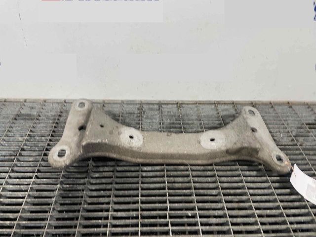 bontott BMW 3 E90 Váltó Tartó Bak (Pozíciófüggetlen)