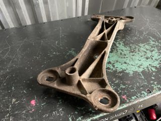 bontott BMW 3 E90 Váltó Tartó Bak (Pozíciófüggetlen)