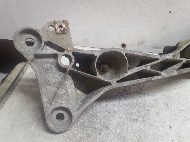 bontott BMW 3 E90 Váltó Tartó Bak (Pozíciófüggetlen)