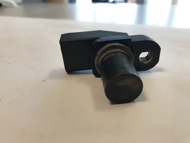 bontott BMW 3 E90 Vezérműtengely Fordulatszám Jeladó