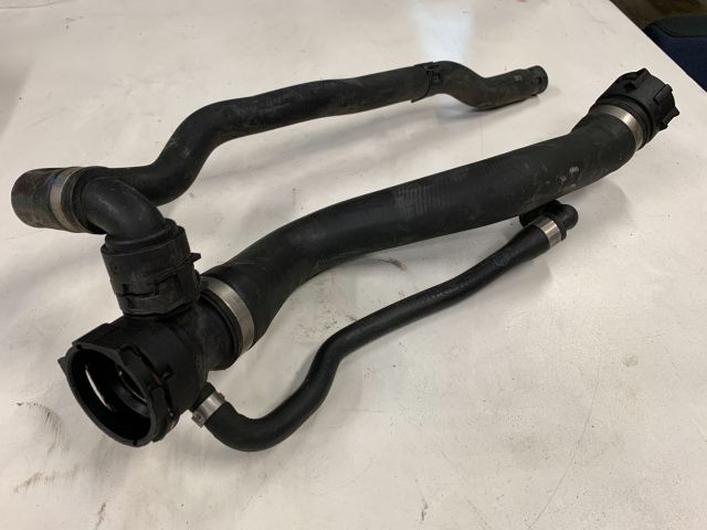 bontott BMW 3 E90 Vízcső