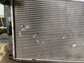 bontott BMW 3 E90 Vízhűtő Radiátor (Nem klímás)