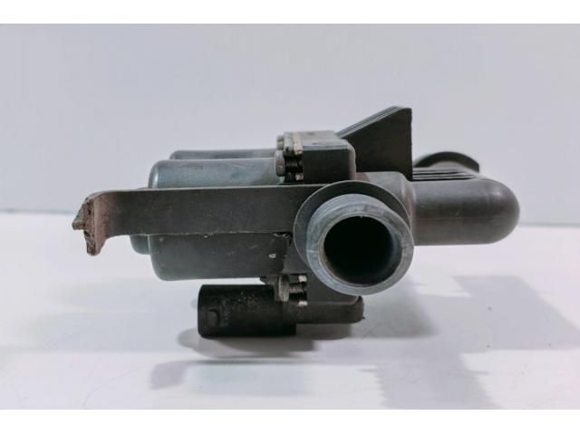 bontott BMW 3 E90 Vízpumpa