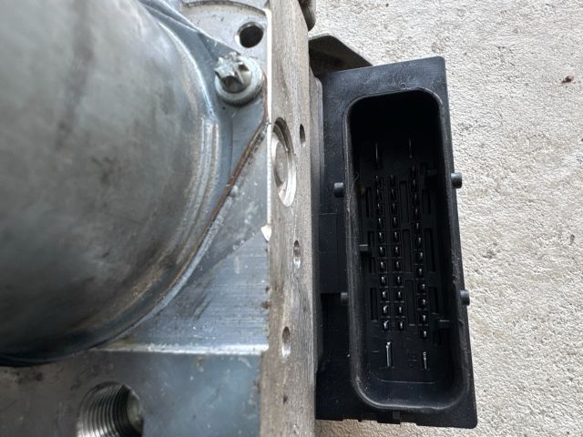 bontott BMW 3 E90 ABS Kocka