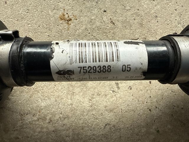 bontott BMW 3 E90 Bal Féltengely