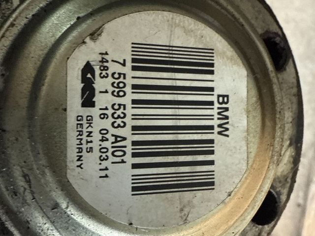 bontott BMW 3 E90 Bal hátsó Féltengely