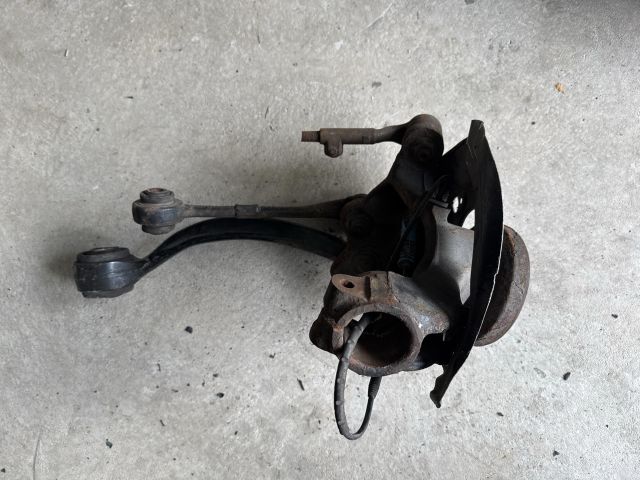 bontott BMW 3 E90 Jobb első Csonkállvány Kerékaggyal