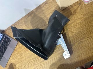 bontott BMW 3 E90 Bal első Fék Hűtő Cső